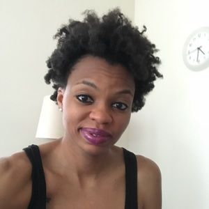 Meet your Posher, Shana